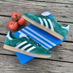 Adidas Gazelle Green Suede 3 Stripes Sneaker NIB